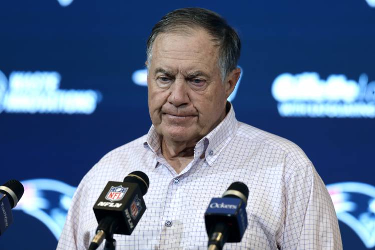 Patriots head coach Bill Belichick faces reporters following the team's loss to Washington on Sunday in Foxborough.