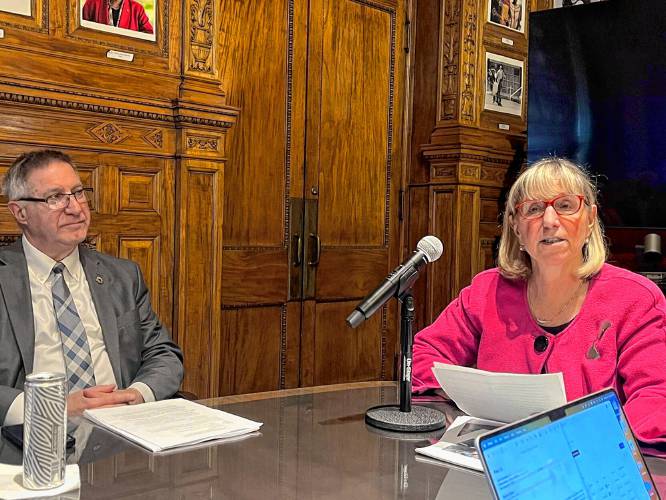 Senate President Karen Spilka [right] and Senate Ways and Means Chair Michael Rodrigues [left] held a press conference Wed., Jan. 10 on a new report about making community college free for all residents.